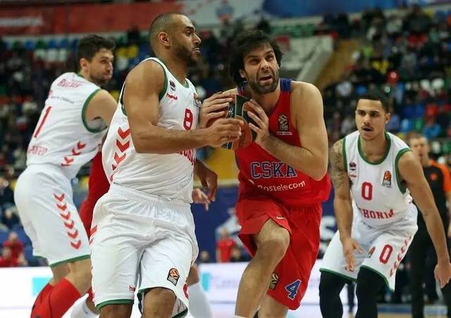 巴萨2-1逆转法兰克福，孔德头球双响，亚马尔、拉什福德送助攻（巴萨2-1翻盘法兰克福，孔德双头破门，亚马尔与拉什福德献助攻）