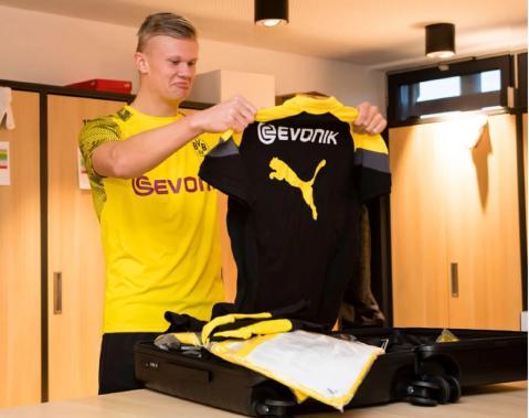 欧文：唯一担心的是库尼亚的脾气，毕竟队里已经有一个B费了（欧文：库尼亚的脾气是我唯一顾虑，队内已有B费）