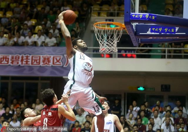 国安客场绝平深圳队（国安客场读秒扳平深圳队）