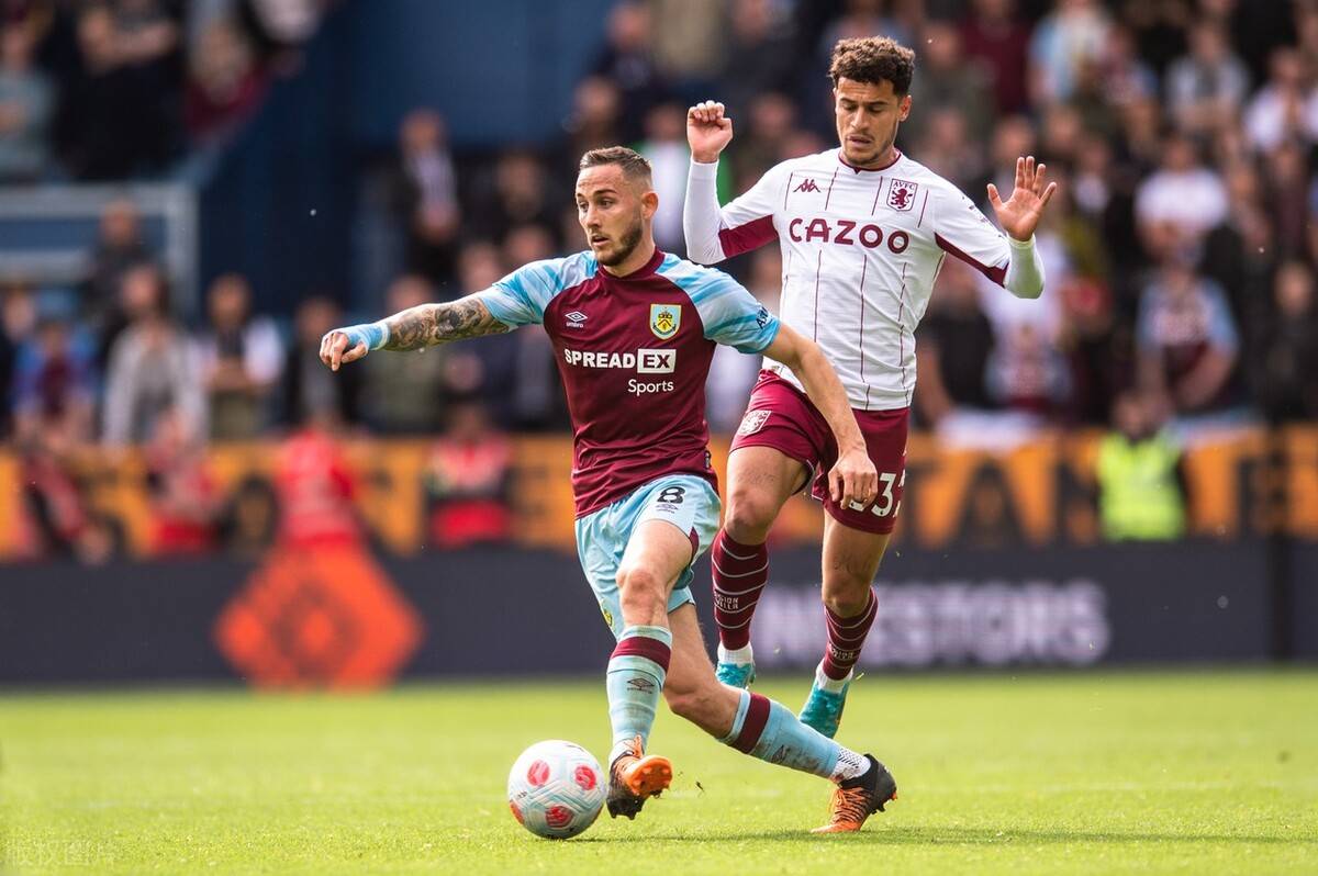 中足联官方：如发现俱乐部与球员签“阴阳合同”，将勒令降级（中足联警示：俱乐部若与球员签订“阴阳合同”将面临强制降级）