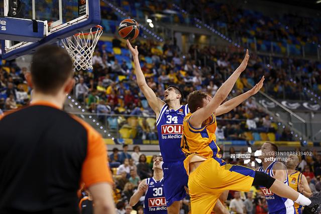 斯内德：我不是健美运动员没去过健身房；枪手今年会有所作为（斯内德：我非健美型，从未进健身房；看好枪手本季有作为）