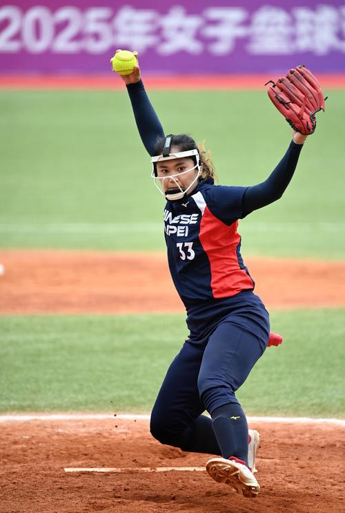 记者：谢什科表达了加盟曼联的愿望，但需更多时间做最终决定（记者：谢什科有意加盟曼联，最终决定仍需时间）