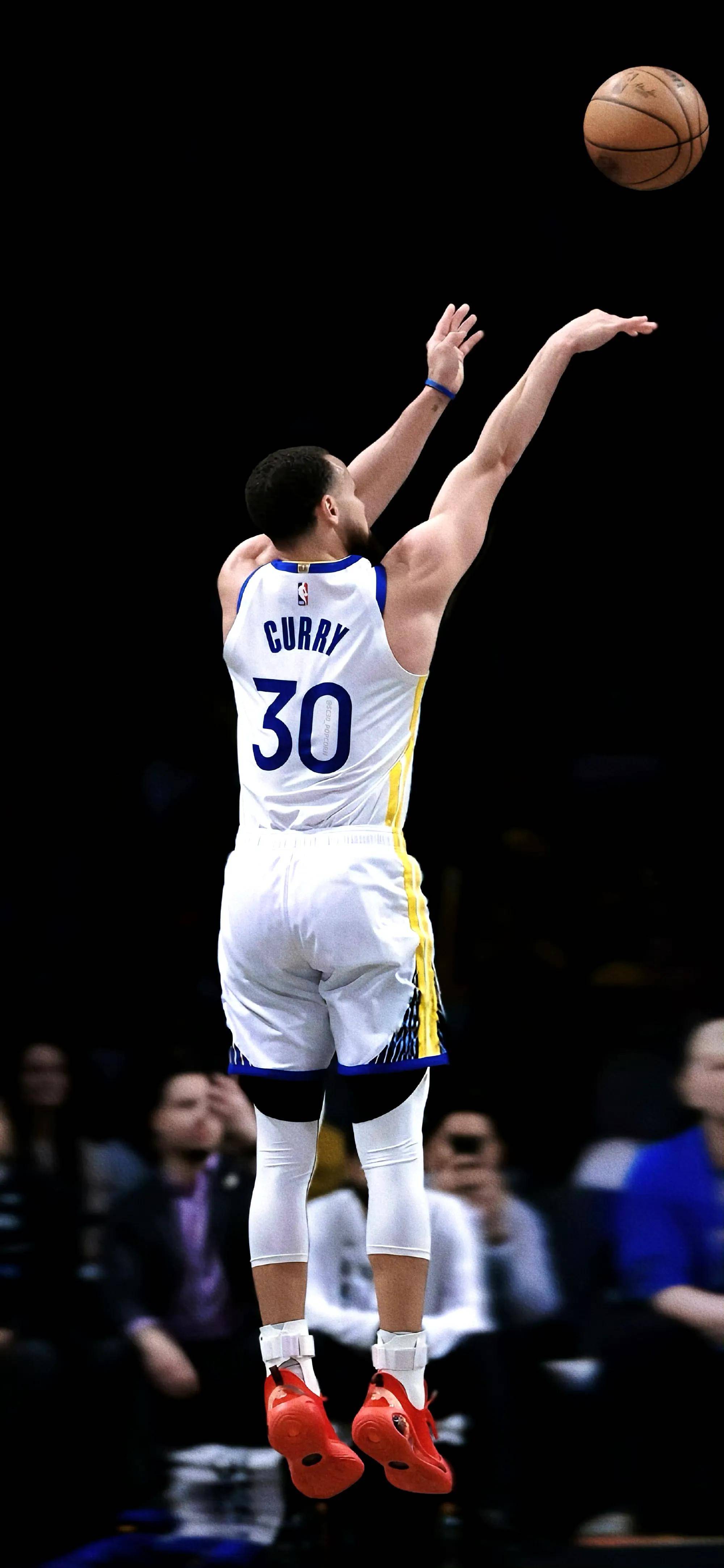 巴黎圣日耳曼内马尔帽子戏法（内马尔上演帽子戏法，巴黎圣日耳曼高光时刻）