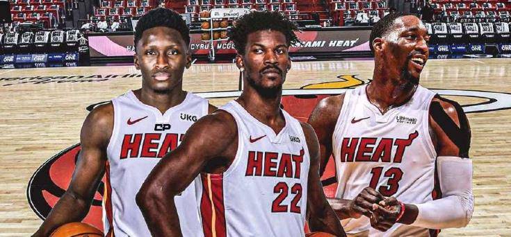 率米兰3胜1平！阿莱格里赛前领取意甲11月最佳主帅奖杯（阿莱格里赛前加冕意甲11月最佳主帅，米兰近四战3胜1平）