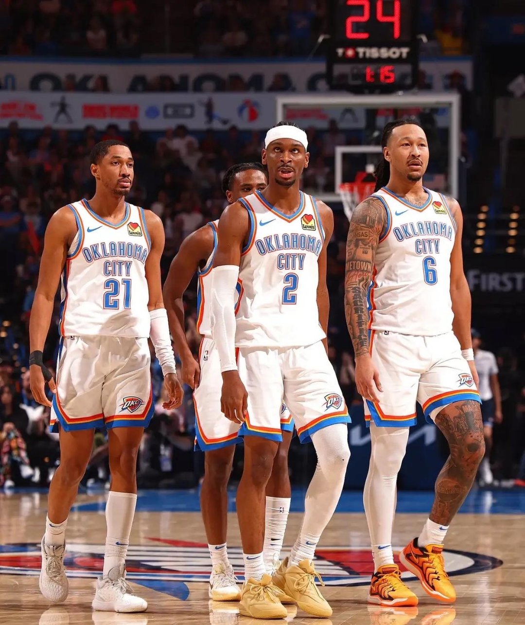 巴西国际新任主帅说球队穿粉色球衣看着像同性恋，事后道歉（巴西国际新帅称粉色球衣“像同性恋”惹议后致歉）