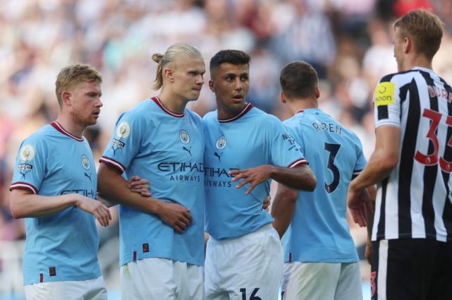 利物浦萨拉赫末段进球险胜热刺（萨拉赫终场破门助利物浦险胜热刺）