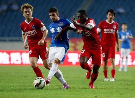 拉布亚德发文告别英博，队友马莱莱、马马杜送上祝福（拉布亚德社媒与英博道别，马莱莱、马马杜留言致意）