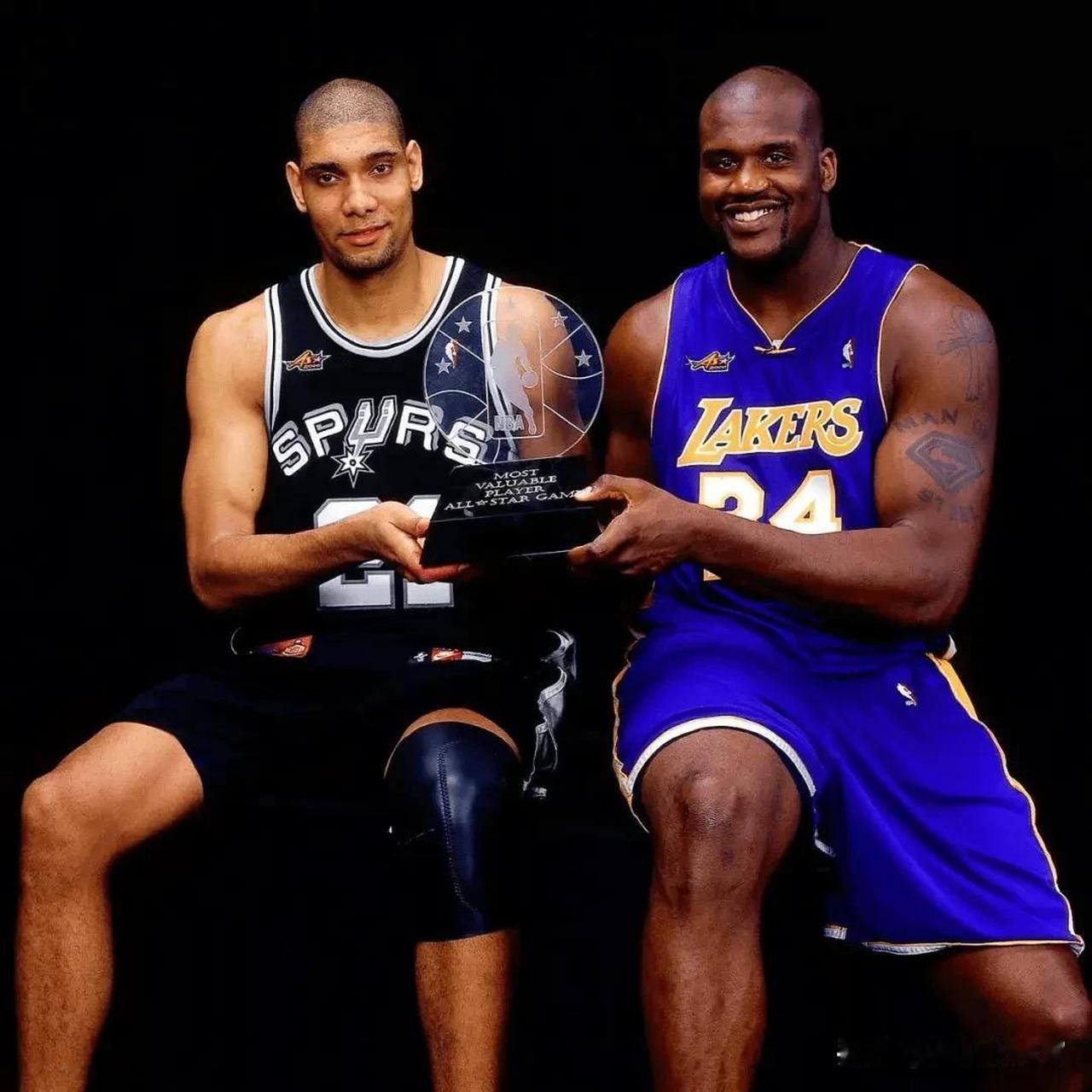 加图索：我要向球迷道歉；上半场很不错，下半场我们变得胆怯（加图索向球迷致歉：上半场发挥出色，下半场显得畏缩）