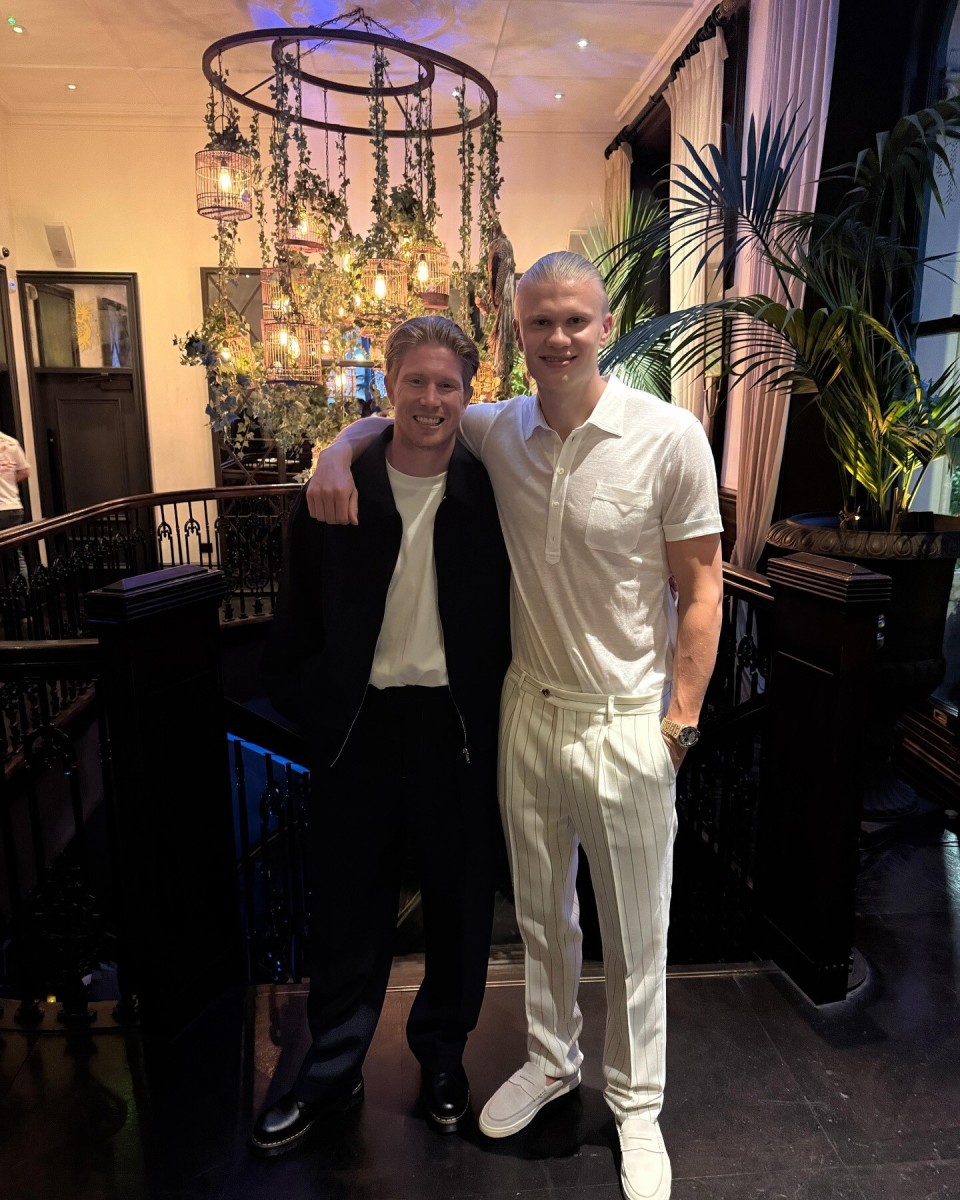 山东泰山主场收官：10胜3平2负，负成都申花，6-0国安&3-1海港（山东泰山主场赛季收官战绩：10胜3平2负，负成都与申花，曾6-0国安、3-1海港）