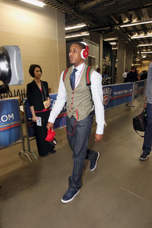 记者：洛佩斯因伤缺席泰山队训练，大概率将缺席赛季收官战（洛佩斯因伤缺席泰山队合练，或将无缘赛季收官战）